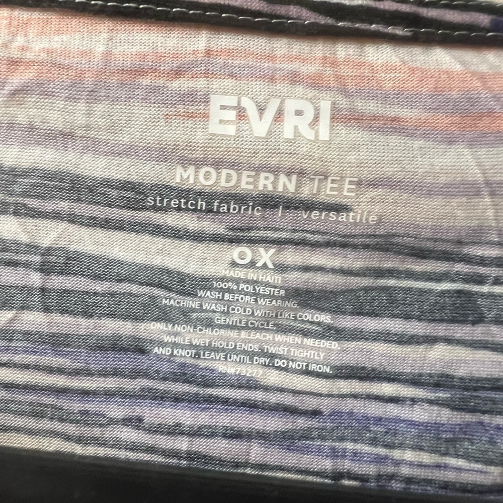 Colored tee - Picture 2 of 2